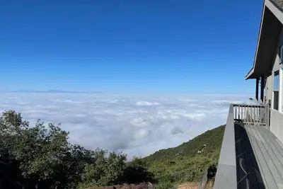 Image de Spacious 4-bedroom house in gorgeous Crestline with great view and pull table