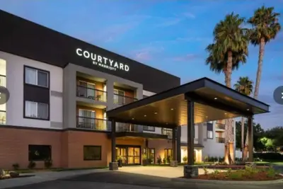 Image de Courtyard by Marriott Milpitas Silicon Valley. 5 miles away From Levi's Stadium.