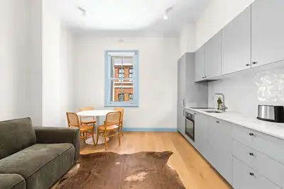 Image de The Surrey Redfern 1