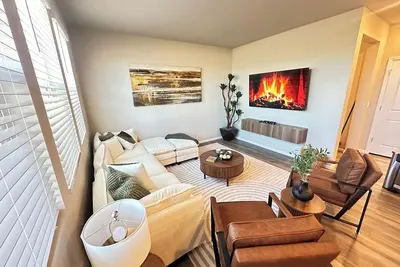 Image de Lovely 5 Bedroom new home 8 min away from Gaylord Hotel and 10 min from Dia