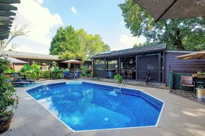 Image de Cozy 1-Bedroom Traveling Nurse/Executive Cottage In Charming Greer