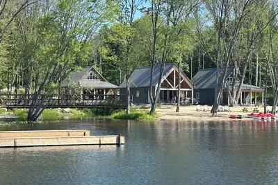 Lakefront Private Resort 32 Guests