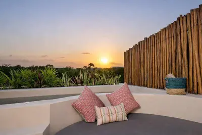 Image de 3br Penthouse with Private Rooftop Pool & Terrace