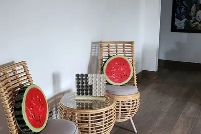 Image de Spacious Luxe Art House