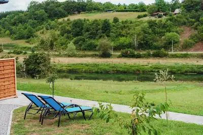 Image de Holiday house by the Korana River with a jacuzzi, sauna, and a view of the old town of Barilović