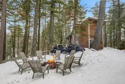 Pine  +  Peak  Cabin