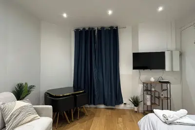 Studio cosy avec Clim Bercy