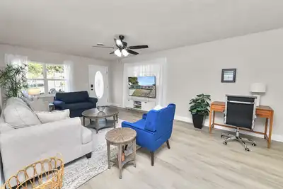 Image de Boulevard Hideaway  Pet-Friendly  Fenced Yard  Near Downtown Lakeland