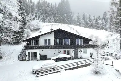 Image de Beautiful Apartment at the ski slope!