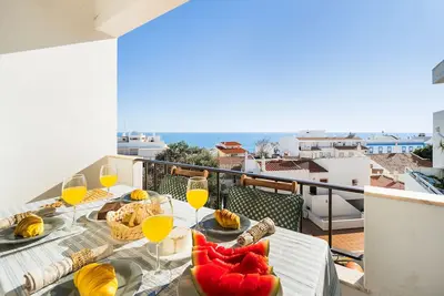 Boat Apt Ocv – 100m from beach, with pool