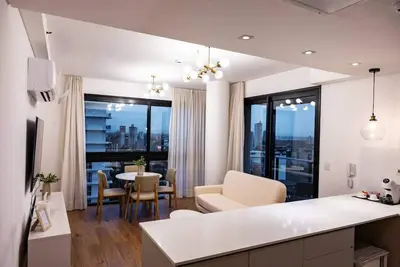 Image de Feel at Home · Cozy 2br Apartment