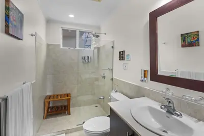 Image de Oceanfront The Palms 104 by Jaco Vacation