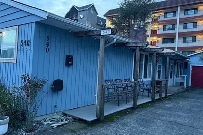 Upscale Seaside Casa Playa