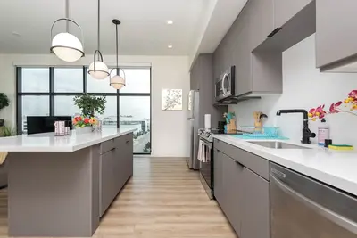 Image de Spacious 3br Apt with Pool & Rooftop Deck