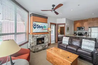 Image de Family Mountain Getaway at Timberline Lodge