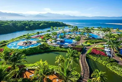 Image de Grand Luxxe 3 Bedrooms Spa Suite