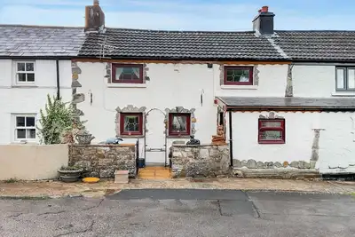 Image de 2 chambres à coucher à Bryncethin, Bridgend