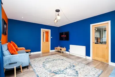 Image de Nr Aberdeen Airport | 3br Apt |Free Parking |Wi-Fi