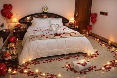 Image de “4-Bedroom Luxury Home with Private Upstairs Pool”