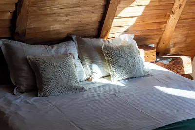 Image de Dream Cottage - Escape to Nature: A Peaceful Cabin with Hot Tub