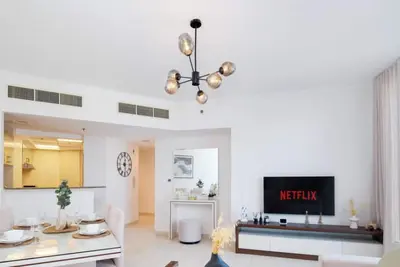 Lux The Dubai Marina View Suite 2