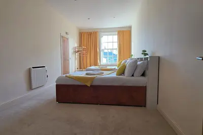 Modern apartment 5 in Town Centre