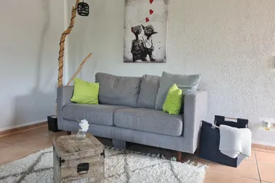 Image de Cottage au vert avec cheminée, sauna tonneau et vue sur les montagnes