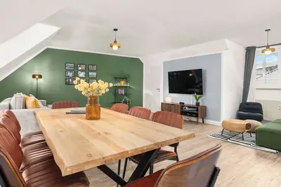 Image de Luno - Super central, flex beds, 2x garage, Ps5