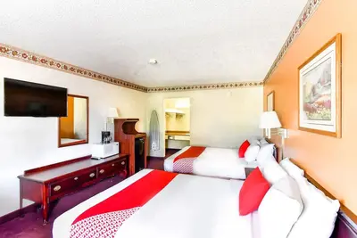 Image de Conveniently Situated 2 Double Room for Road Trippers