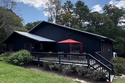 Image de Wellness Retreat near Cullowhee, Highlands, Cashiers, Lake Glenville, High Falls