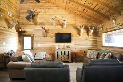 Image de The Pine Crest Cabin, a little piece of Gatlinburg right here in Attalla