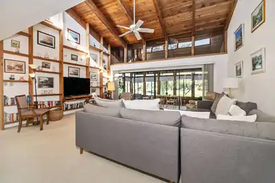 Image de 3br/2ba Monthly Rental in Oldsmar near Honeymoon Island, Palm Harbor, and Dunedin