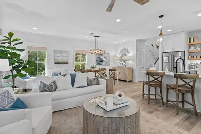Image de 30a Luxury Beach Cottage | Golf Cart | Bikes