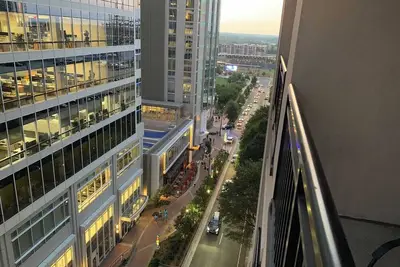 Image de High Rise 5* | Pool & Gym | Inspiring City Views