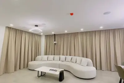 Image de Modern Isla Mocoli Retreat. Cinema, Pool & Gym