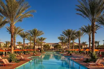 Image de The Village 5 Mins Walk Distance to Irvine Spectrum Center