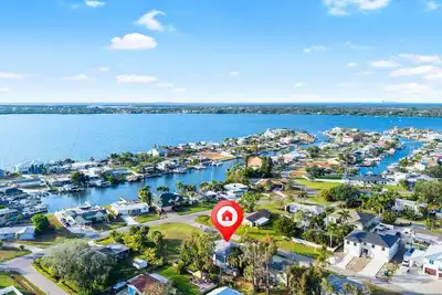 Image de Boaters Paradise for boaters, beach goers, fishing fanatics, and families alike!