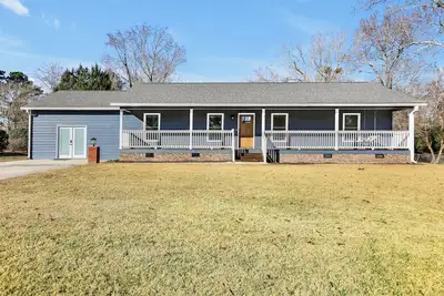 Image de Louisiana Charm, 4 bedroom, 5m to Ilm, Private Yard & Fire Pit