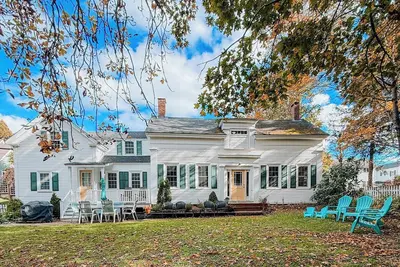 Image de Charming Historic home steps away from downtown