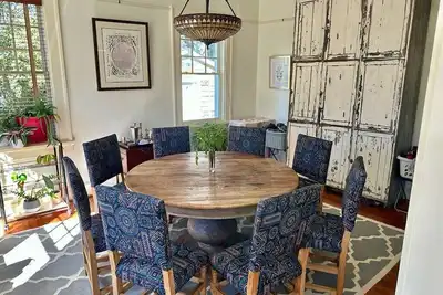 Image de Virginia Highland 3/3 Classic —Steps from the Beltline and Ponce City Market