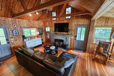 Image de Lakefront 3br Cabin w/ Private Dock, \nSwim, Fish, Relax