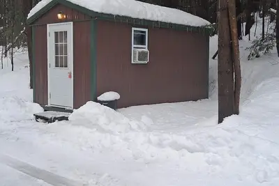 Image de Cozy 2-bedroom cabin in charming Parish with Ac for relaxing stays