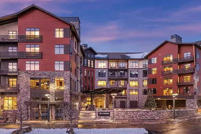 Image de 3 Bedroom Presidential- Resort Across From Ski Lift-Amenities-Walk to Everything