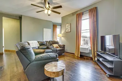 Image de 6 Mi to Dtwn Cincinnati: Dog-Friendly Apt w/ Yard