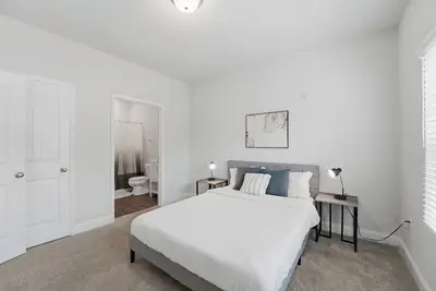 Image de Stylish apartment with open living space