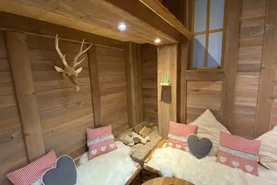 Image de Appartement 'Schwarzwald-Lodge – Accueillant pour chiens' avec terrasse privée, jardin & Wi-Fi