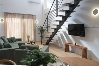 Image de Hanim 2br Loft Apartment - Garden & Indoor Parking