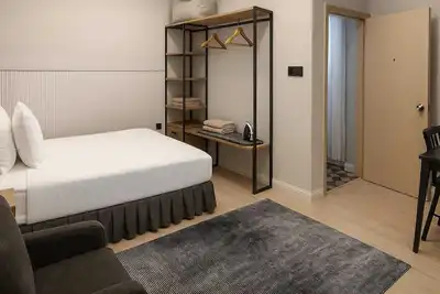 Image de Spacious 70m² Renovated Apt, 10 min Hagia Sophia