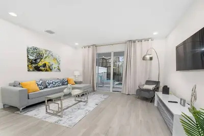 Image de Beautiful home 3bd 3bat close to Disney