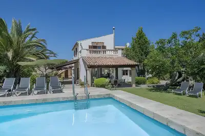 Image de Maison de campagne 'Can Toni' avec piscine privée, terrasse et Wi-Fi